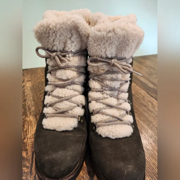 Ugg Fraser Cozy Shearling-Lined Lace Up Hiking Boots Khaki Green Size 10 - Picture 4 of 9